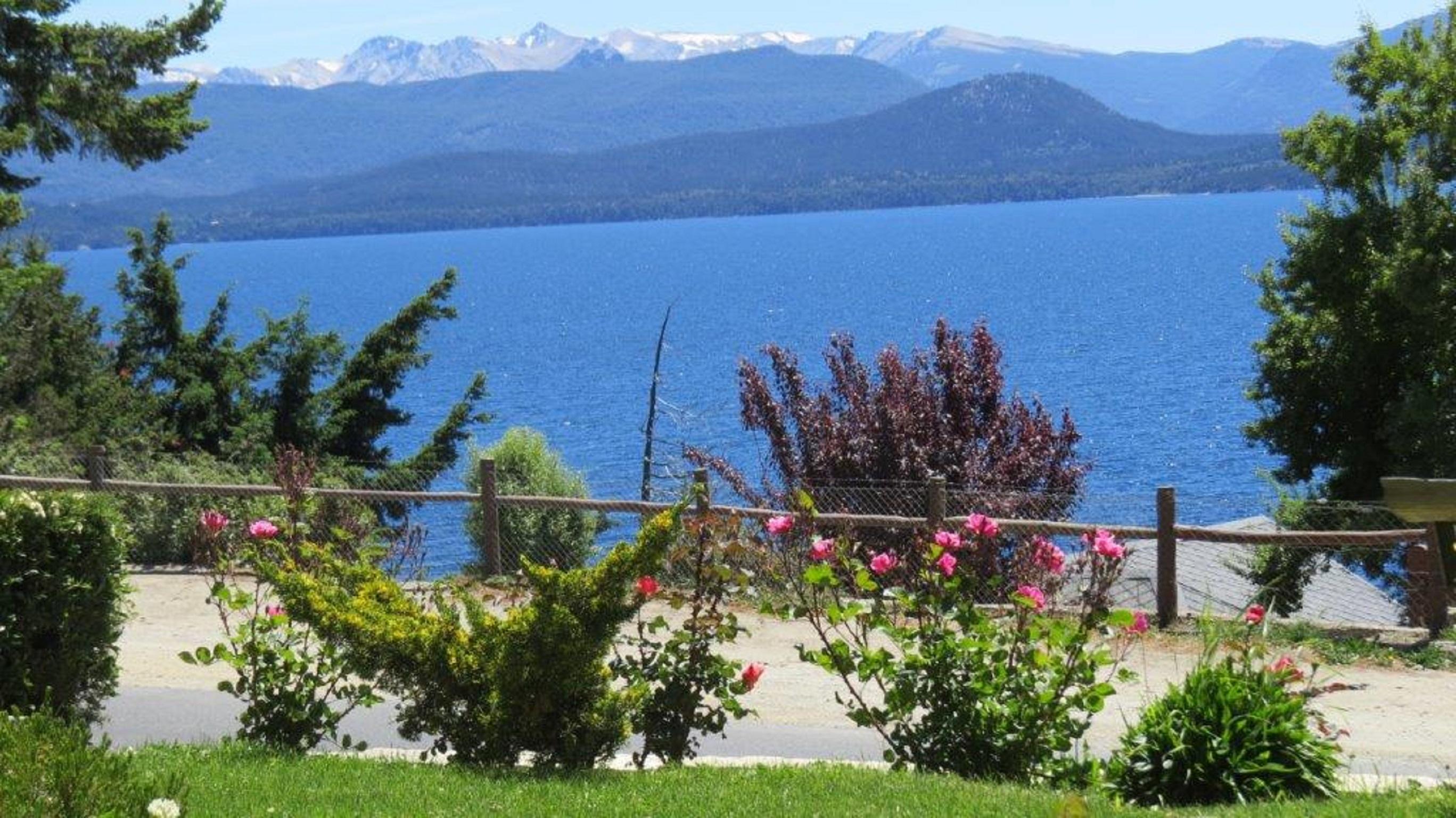 Apart Altos Del Nahuel Aparthotel San Carlos de Bariloche